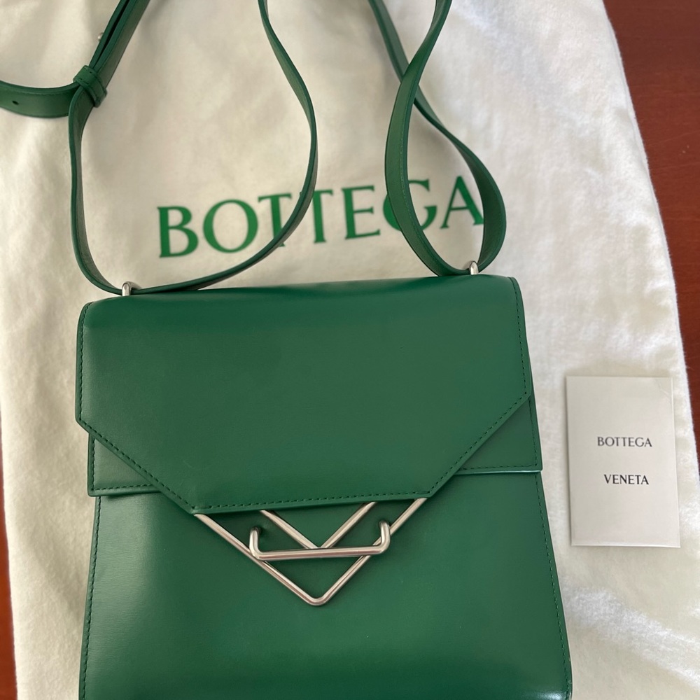 BOTTEGA VENETA BAG - GREAT CONDITION - Picture 7 of 12